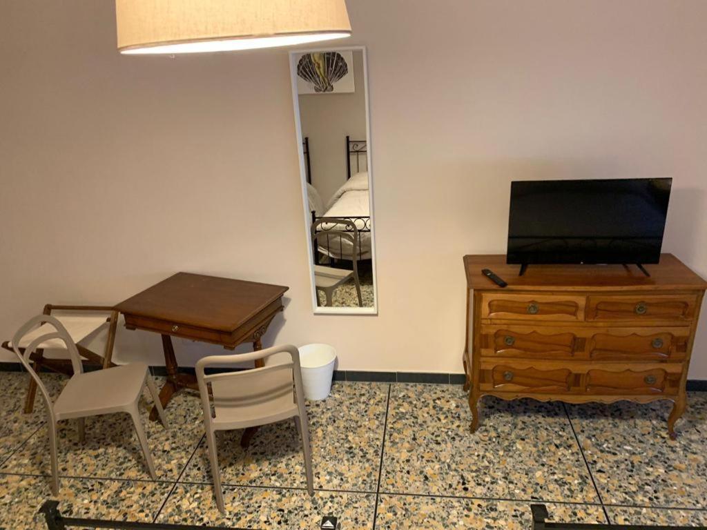Ameli Room Florencia Exterior foto